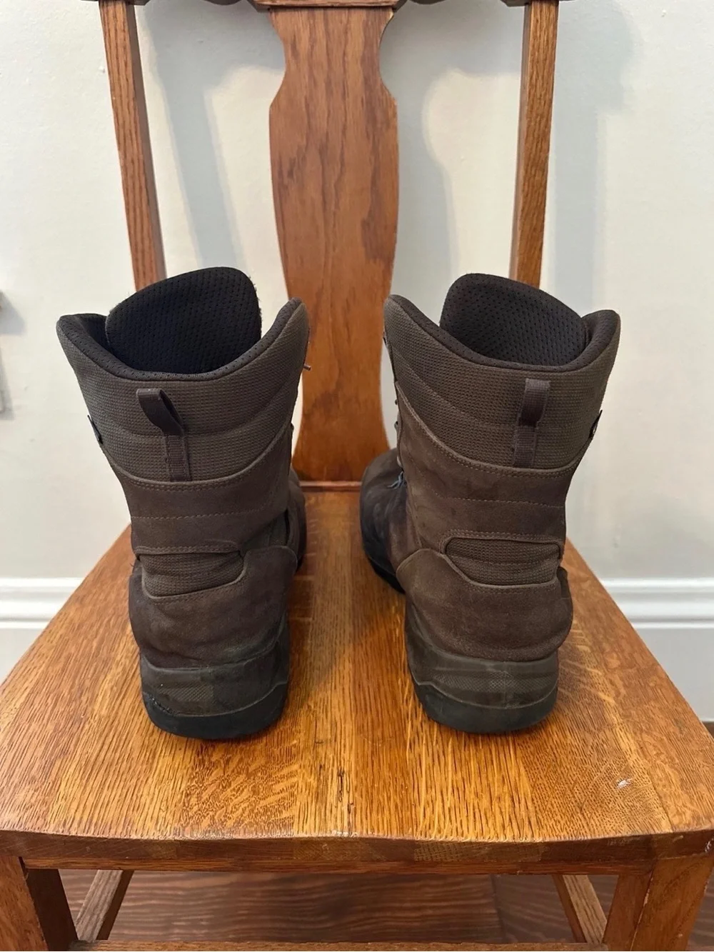 Lowa Men's Brown Suede Hiking Boots